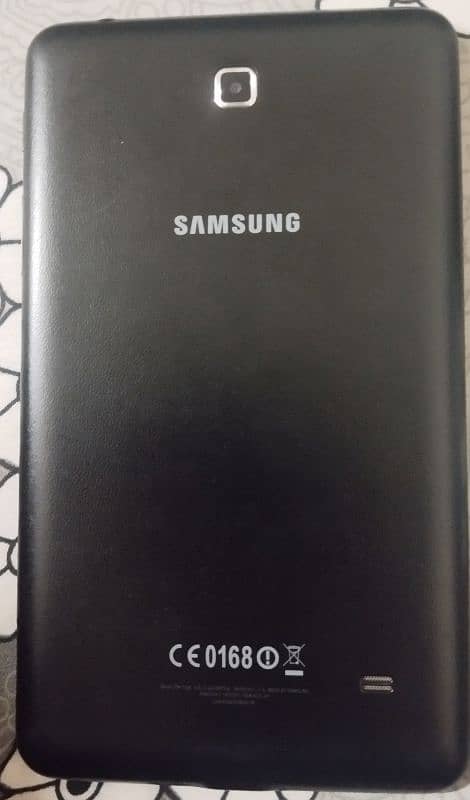 Samsung Galaxy Tab 4 SM T230 1