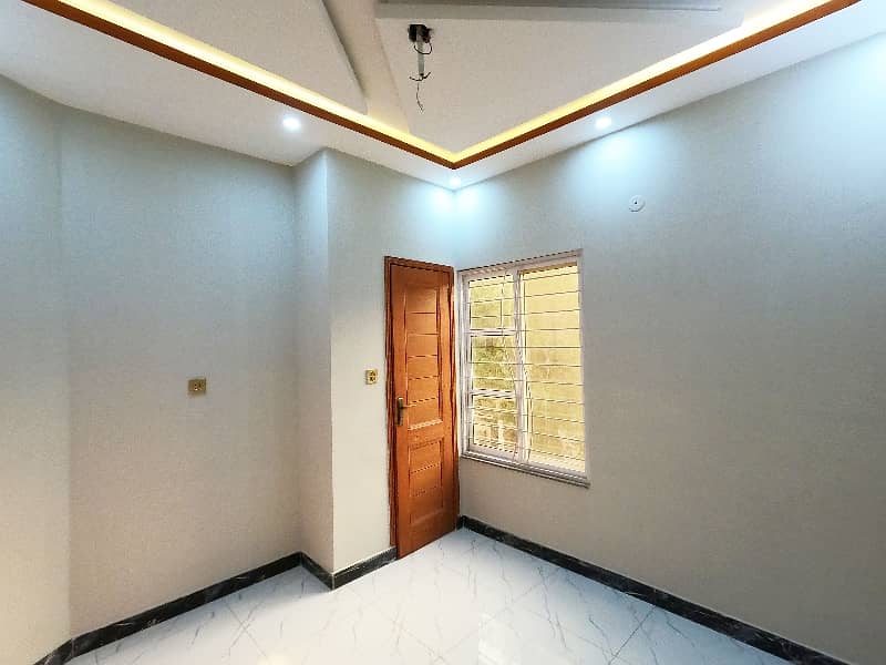 Near To Park Sale The Ideally Located House For An Incredible Price Of Pkr Rs. 13000000 19