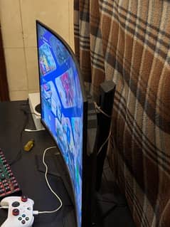 165 Hz 2k 32" curved gaming monitor gigabyte display