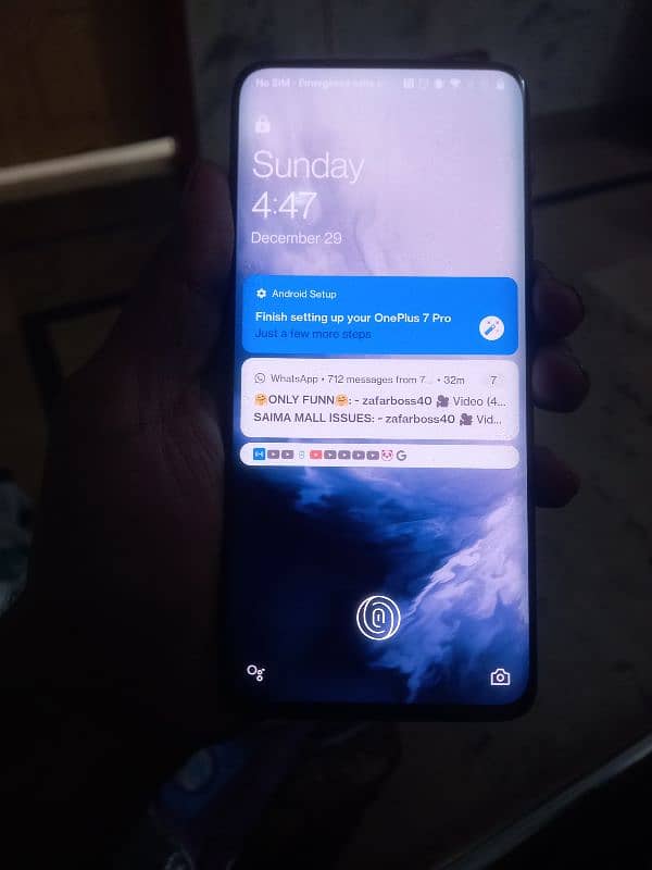 oneplus 7 Pro only back class damage front minor glass damage hy 1