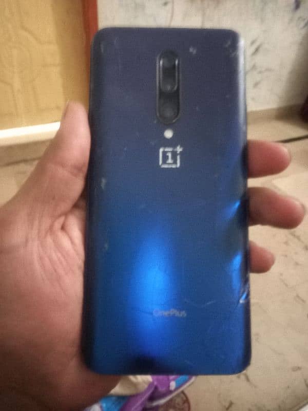 oneplus 7 Pro only back class damage front minor glass damage hy 8