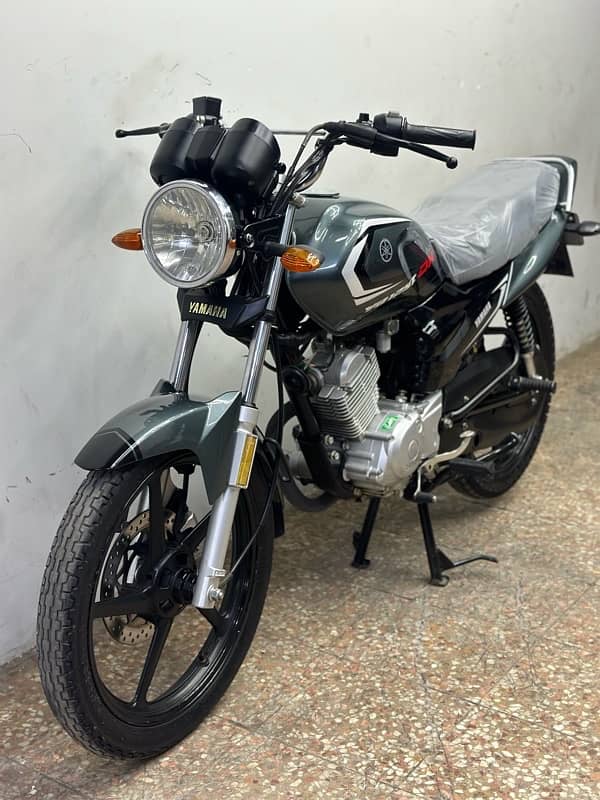 yamaha yb125z dx 2024 model ( new edition 2025 ) 0