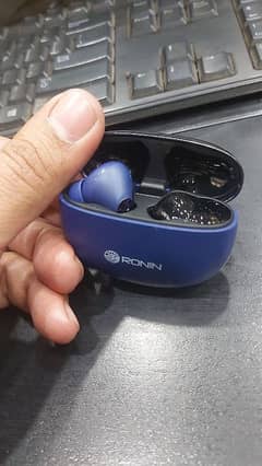 Ronin Earphone 4Sale