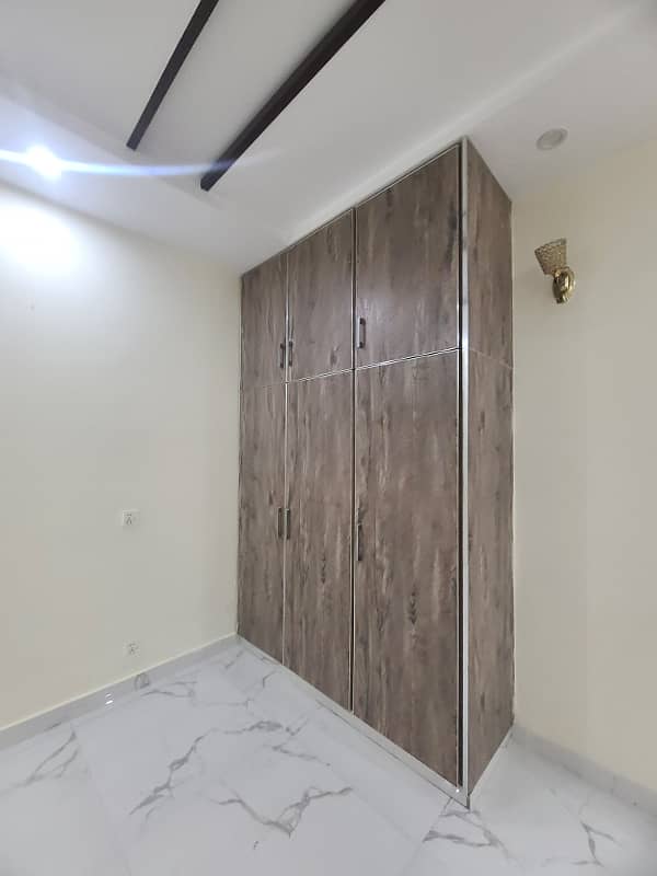 2250 Sqft Brand New Ground Floor Is Up For Rent 8