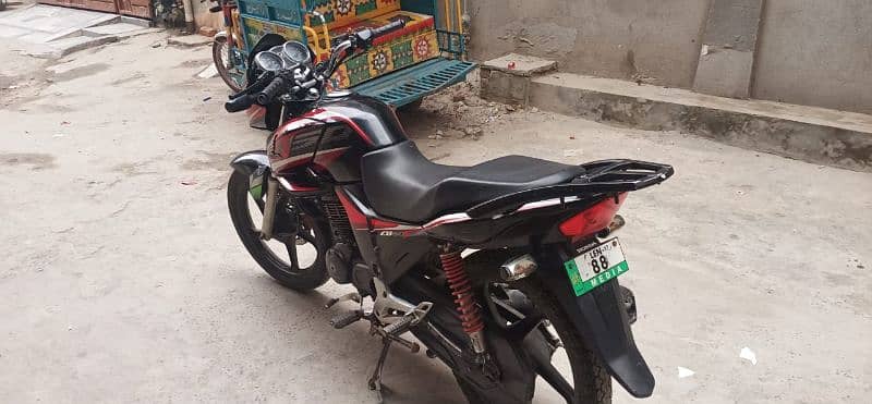 HONDA CBR 150 contact no 03424673819 4