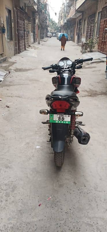 HONDA CBR 150 contact no 03424673819 7