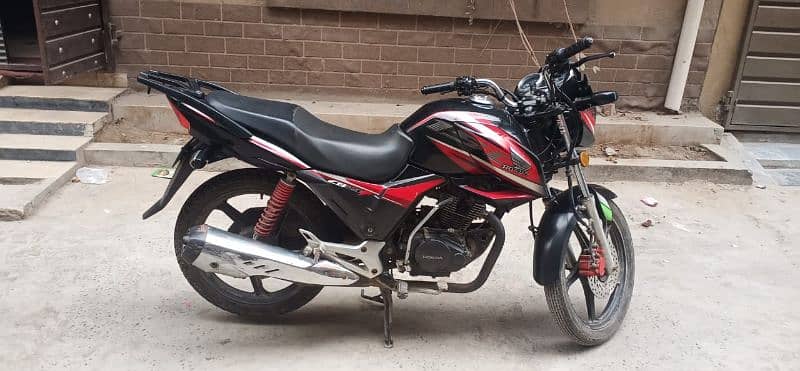 HONDA CBR 150 contact no 03424673819 9