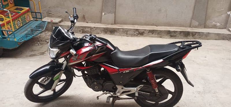 HONDA CBR 150 contact no 03424673819 11