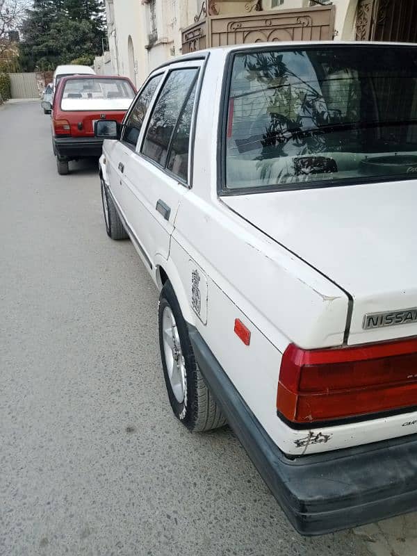 Nissan Sunny 1988 6