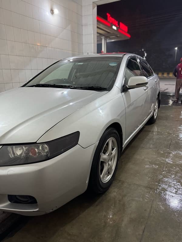 Honda Accord 2004 3