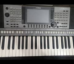 yamaha psr s770 keyboard for sale with box and completel aceccrise