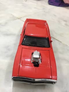 its 1970 dodge charger car metal body with lights and sound effects