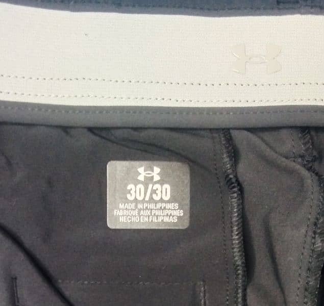 Brand New (untagged) "Under Armour" Golf  Trouser 2