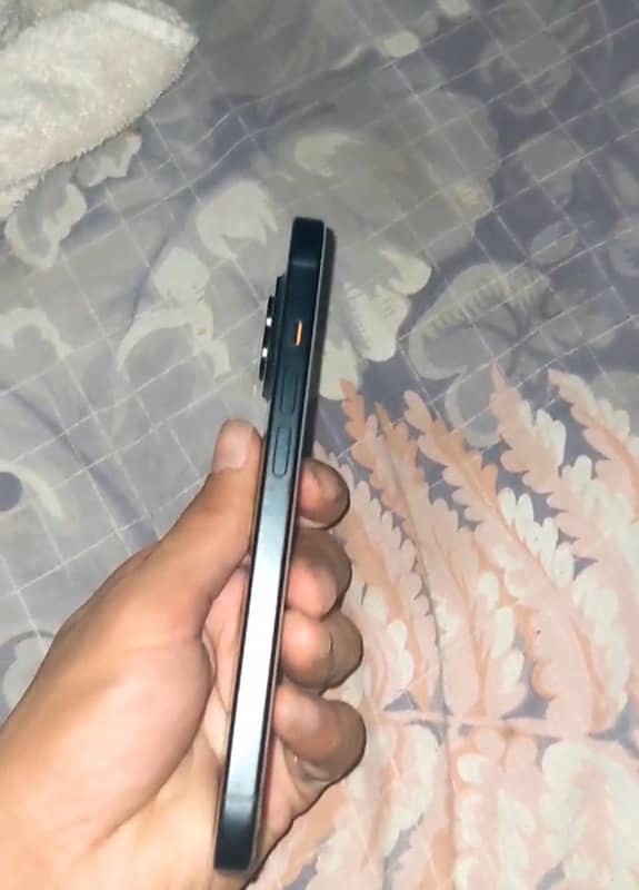 IPhone 15 Jv 128 gb 2