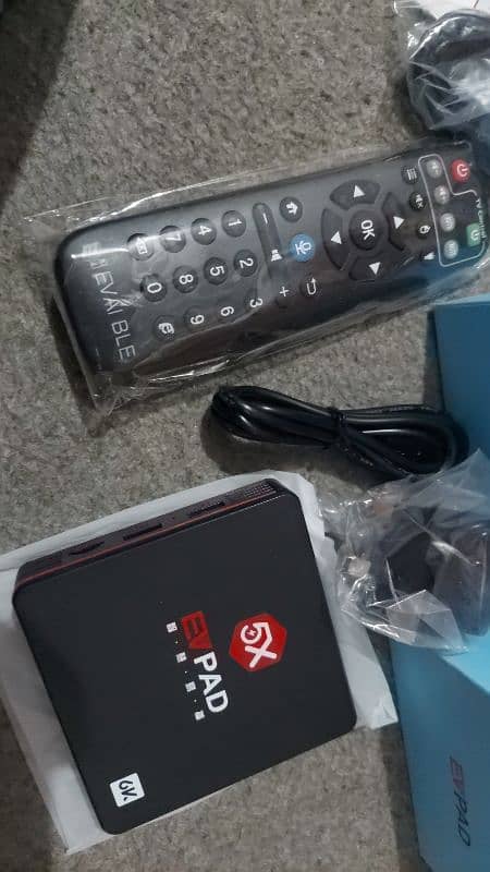 Evpad  android TV Box 2Gb Ram 32Gb Voice control remote 4