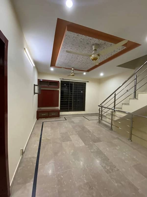 D 12 Islmbad House For Rent 10