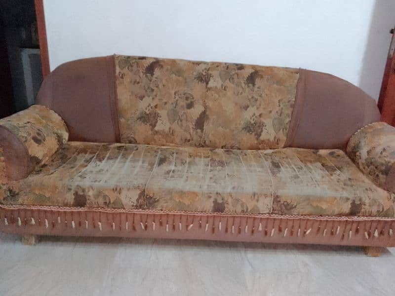 Sofa set 6 seater  all ok condition for sale 3