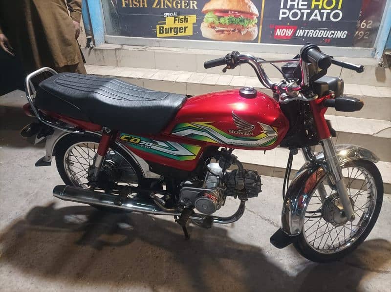 Honda CD 70 2023 Model Lush Condition 3