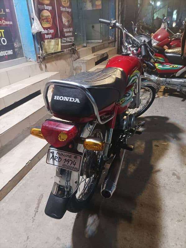 Honda CD 70 2023 Model Lush Condition 4