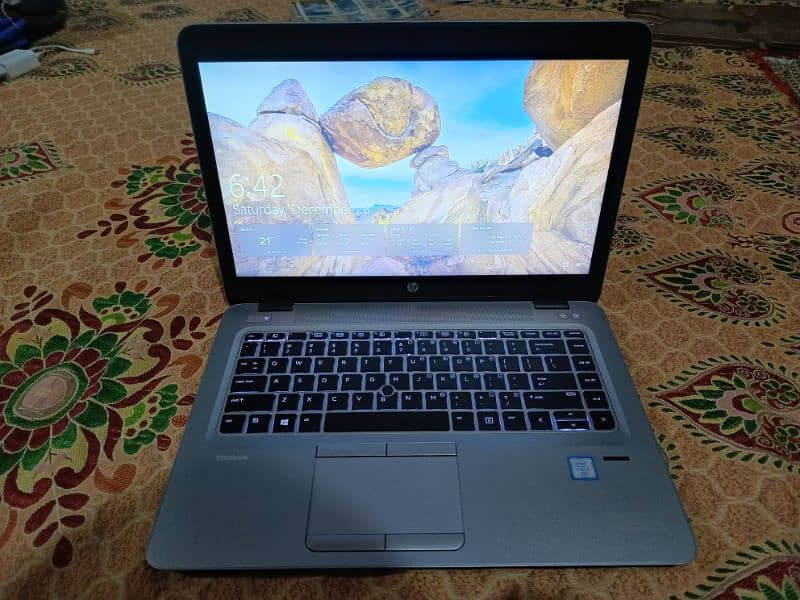 HP laptop core i7 7th generation ELITE BOOK 1