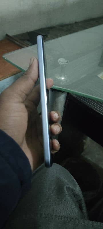 vivo y21t 4/128 condition 10/9 no open no repair 3