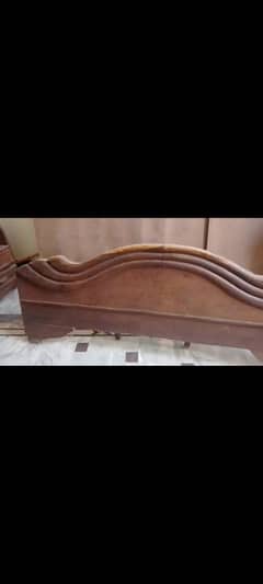 good condition  bed queen size  wooden