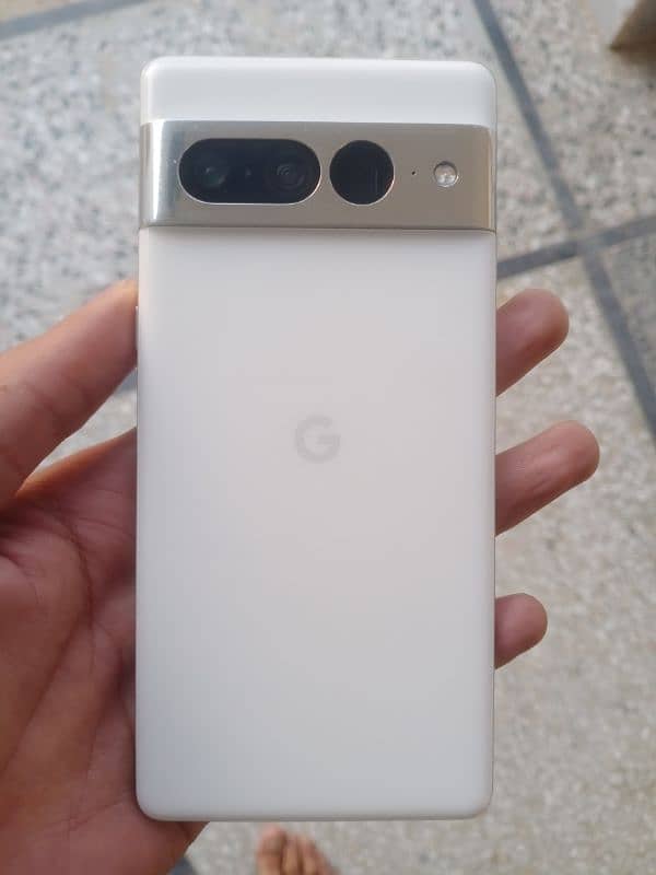 Google pixel 7 pro urgent sell 2