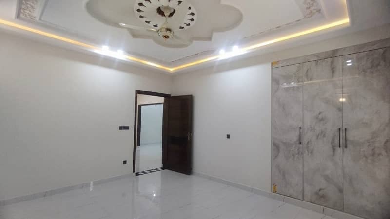 In LDA Avenue You Can Find The Perfect House For sale 23