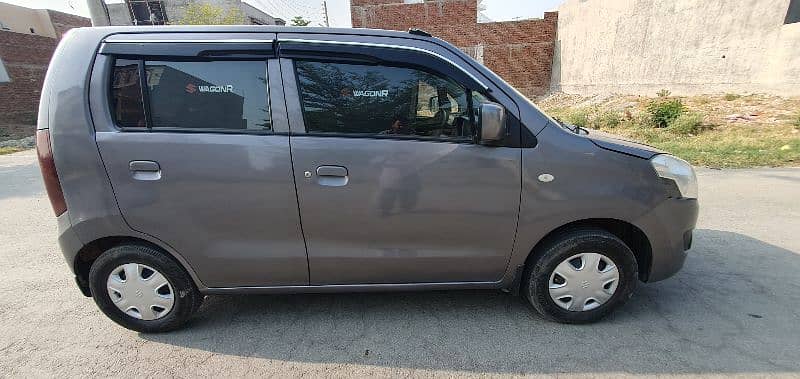 Suzuki Wagon R 2017 8