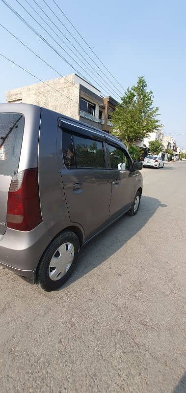 Suzuki Wagon R 2017 10