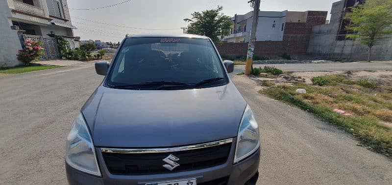 Suzuki Wagon R 2017 14