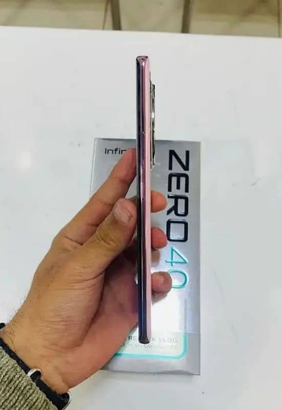 Infinix Zero 40 pink colour 4