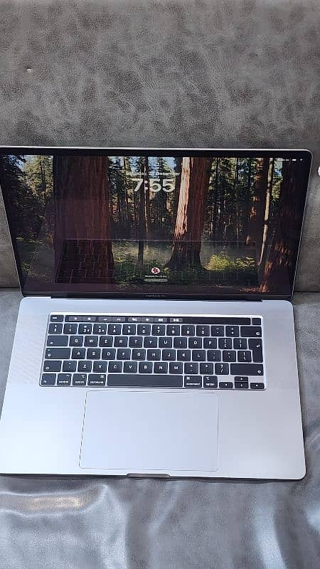 MacBook Pro 2019 i7 32GB 512GB 16" 4