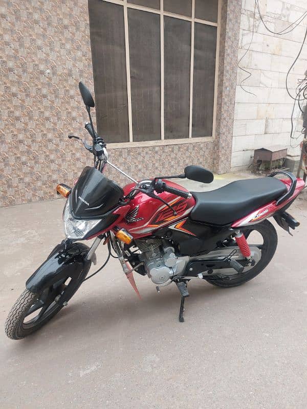 Honda CB125F  | 2024 model  |  3500 kms running 2