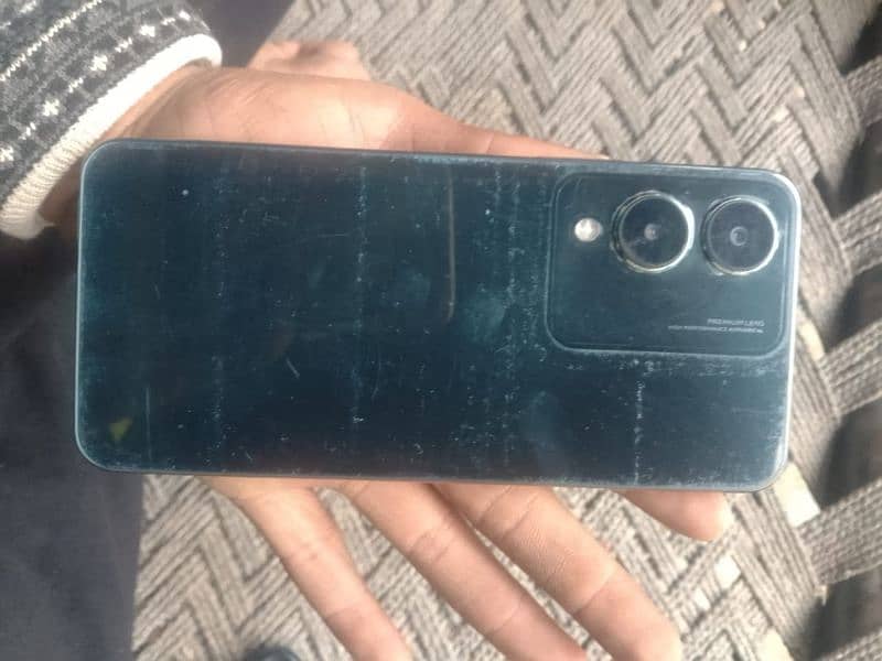 vivo y17s 6 128 all ok phone hai koi masla ni hai 2