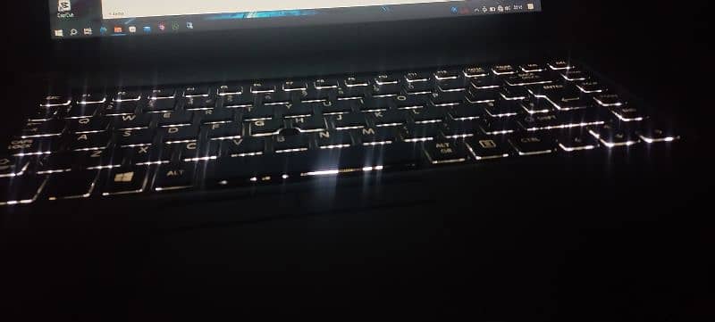 Toshibha laptop core i3 5th gen full working all 5