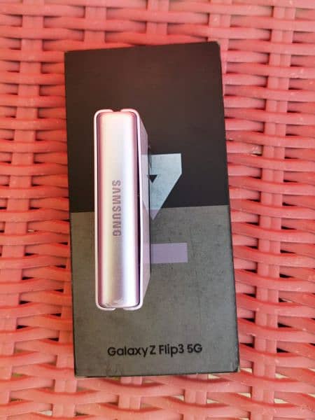 Samsung Zflip 3 8/128 2