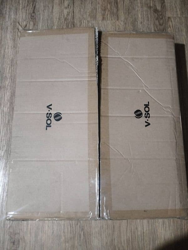 OLT 8 PON PORTS V1600D8 with 8 Vsol original SFP with box 3