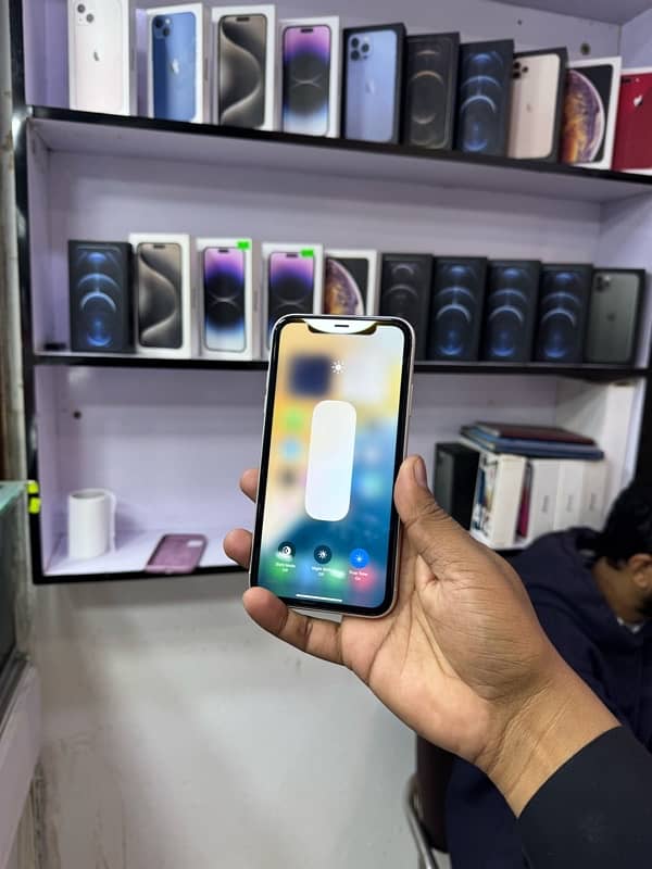 iPhone 11 Non pta Jv 64gb 1