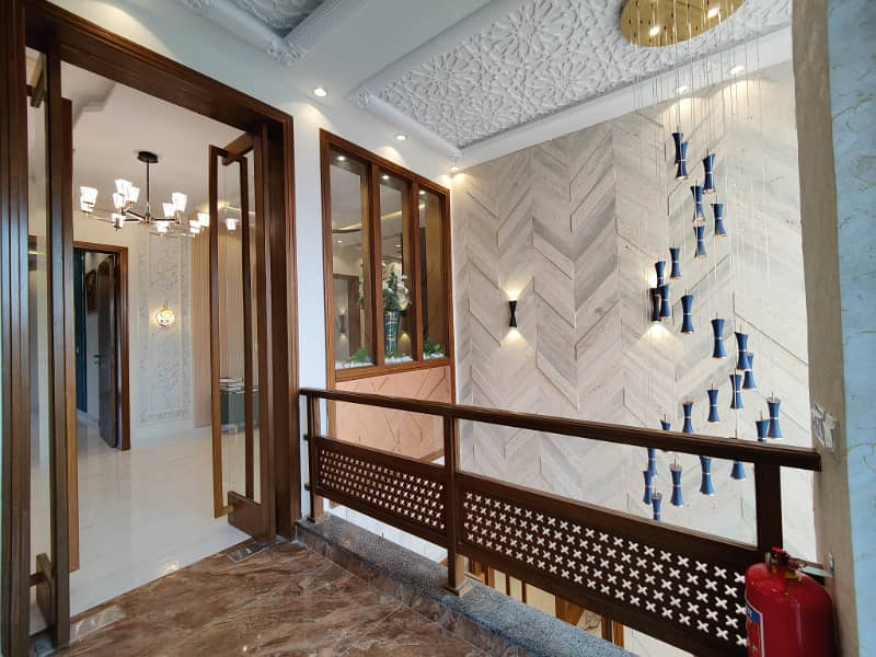 Luxurious Designer 10 Marla Brand New House For Sale in Bahria Town Lahore 29