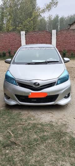 Toyota Vitz 2011/15 ragister