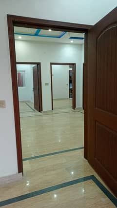 Flat for rent on Main pia road near umt university Johar town for Bachelor and female (Student + Job holder