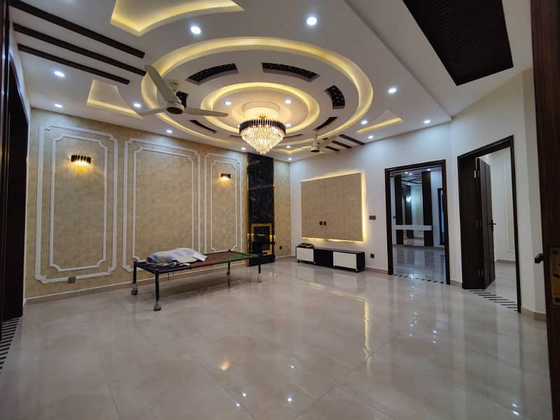 Luxurious Designer 10 Marla Brand New House For Sale in Bahria Town Lahore 10