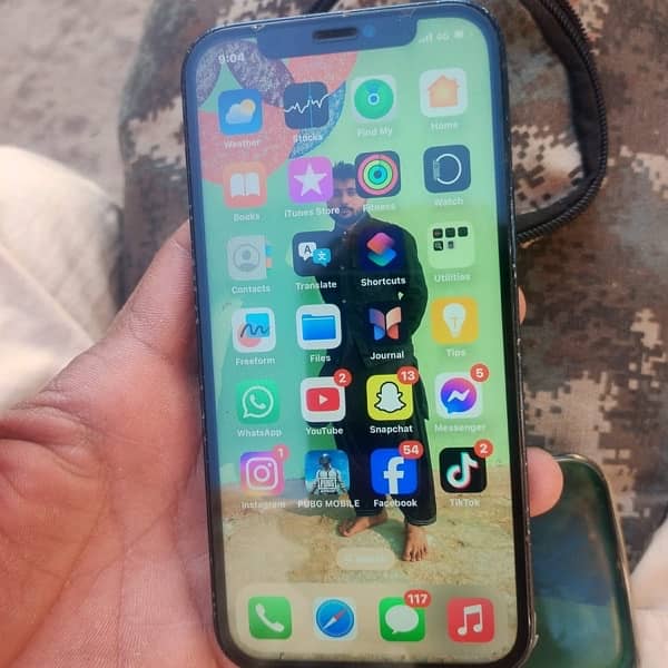 I phone 12 factory unlock 128gb 3