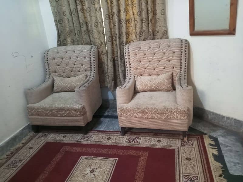 only 1 years used orignl condition heavy sofa set 0