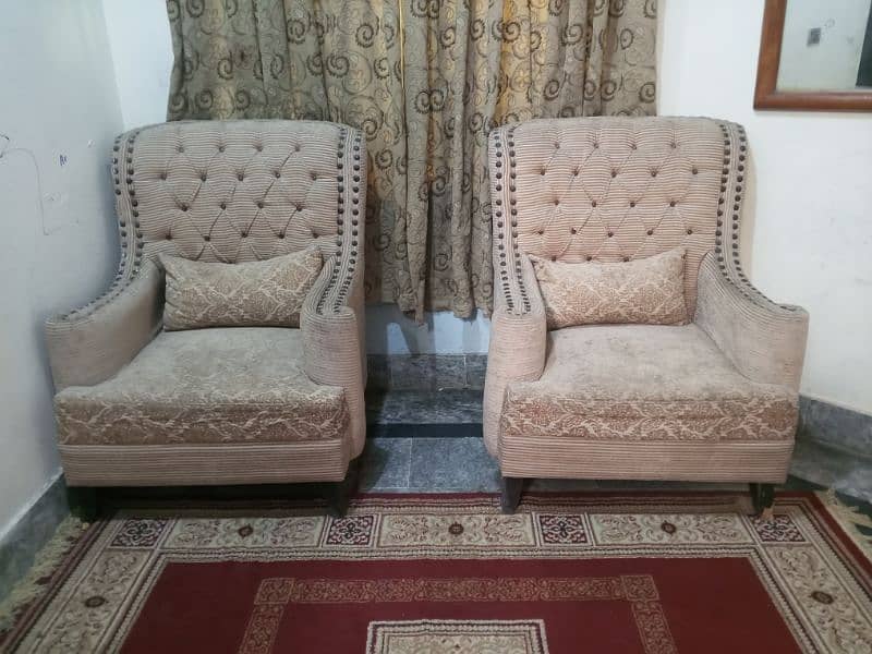 only 1 years used orignl condition heavy sofa set 2