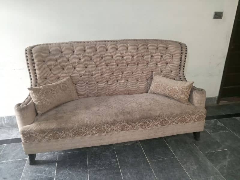 only 1 years used orignl condition heavy sofa set 3