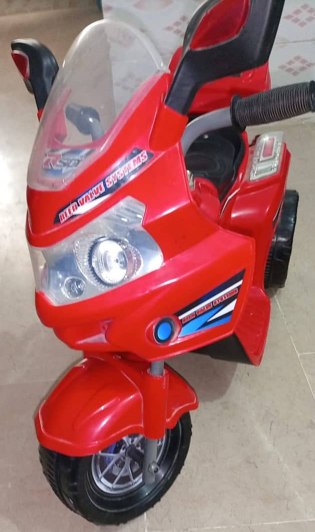 EXCELLENT BATTERY RECHARGEABLE BIKE FOR SMALL KIDS 4