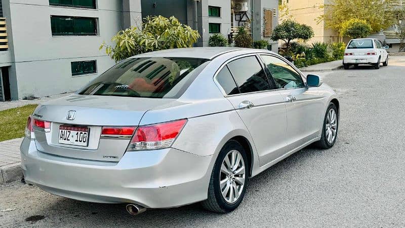 Honda Accord 2011 3