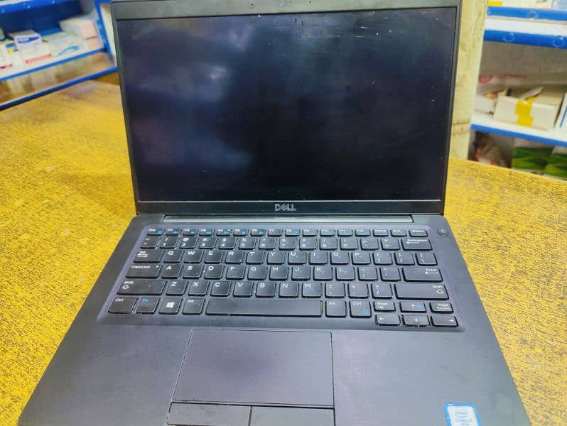 Dell Latitude 7340 1